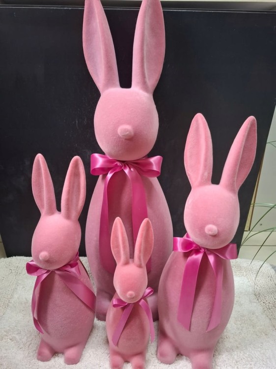 Figurka Zając Flokowany Różowy Ozdoba Wielkanoc 40 cm