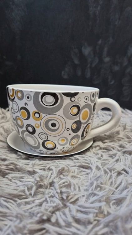 Doniczka Ceramiczna Filiżanka Duża Biała z Podstawkiem Osłonka 19 cm