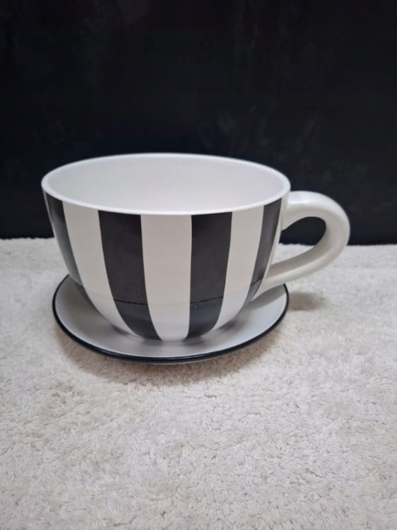 Doniczka Ceramiczna Filiżanka Duża Biała z Podstawkiem Osłonka 23 cm