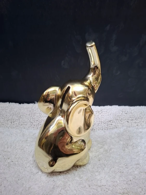 Słoń Skarbonka Ceramiczna Złota 19x16 cm – Elegancka Dekoracja