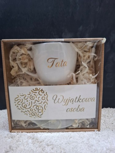 Filiżanka ceramiczna „Tata” – elegancki prezent dla wyjątkowego taty