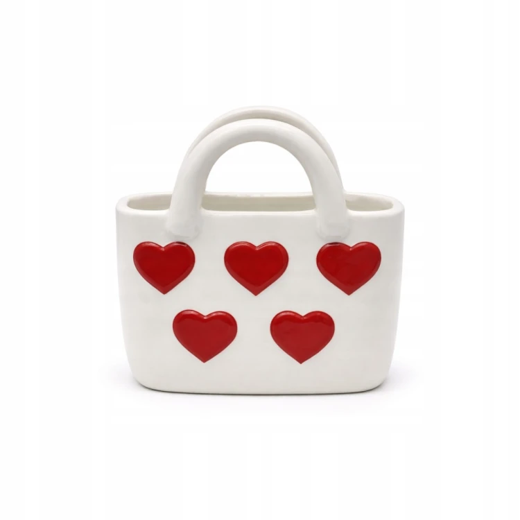 Biały wazon ceramiczny torebka w czerwone serduszka 18 cm