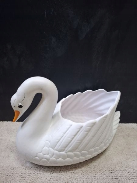 Figurka ceramiczna Łabędź / Donica Osłonka Ceramiczna Biała 30 cm x 45 cm