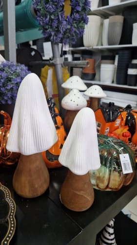 Grzybek Ceramiczny LED 27 cm – Dekoracja z Ceramiki i Drewna Mango