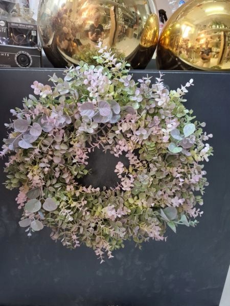 Wianek dekoracyjny sztuczny 40 cm – fioletowy, elegancki, całoroczny