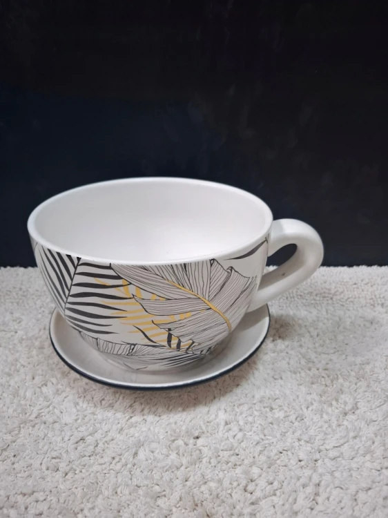 DONICZKA CERAMICZNA FILIŻANKA Z PODSTAWKĄ 19 × 14 CM