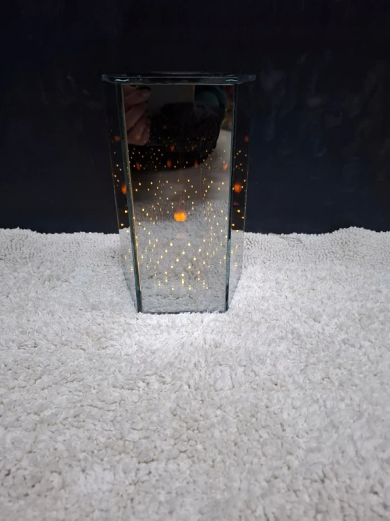 Znicz Solarny LED 3D Lustrzany Lampion na Grób 20 cm