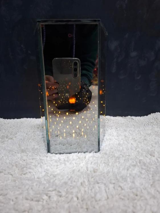 Znicz Solarny LED 3D Lustrzany Lampion na Grób 20 cm