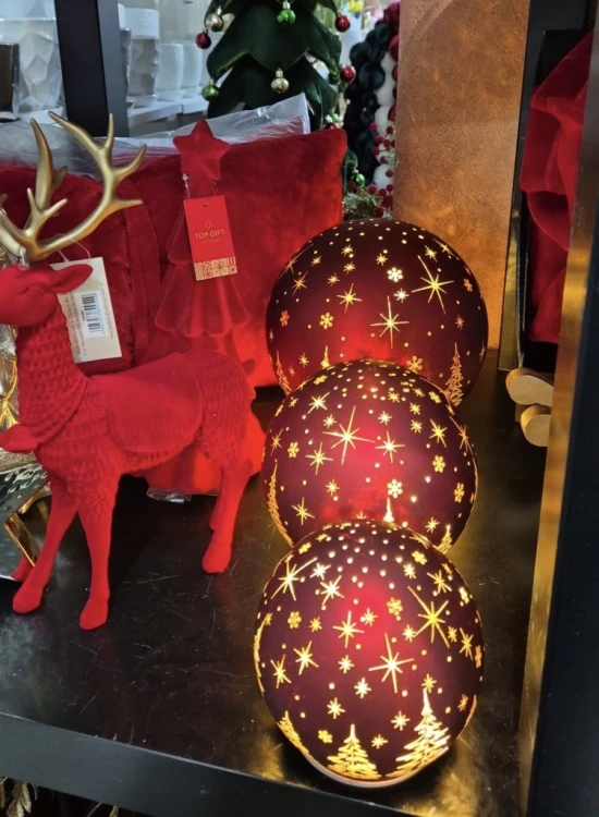 Kula LED Czerwona 11 cm Szklana Świąteczna Choinki Gwiazdki