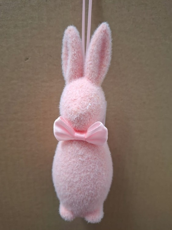 Figurka wielkanocna zając welurowy różowy flokowany 15,4 cm