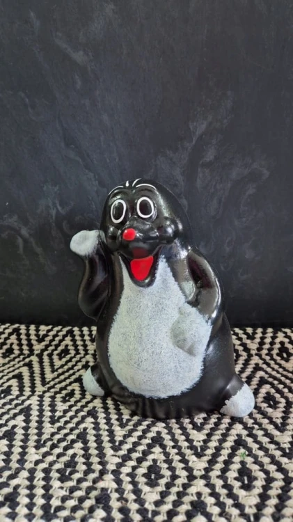 Figurka Dekoracyjna Krecik 20 cm – Urocza Ozdoba do Domu i Ogrodu