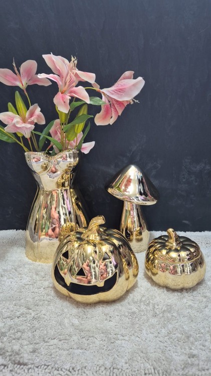 Dynia-swiecznik-ceramiczny-zloty-lampion-dekoracyjny-17-cm-jesienna-ozdoba-EAN-GTIN-5902693672982.jpeg